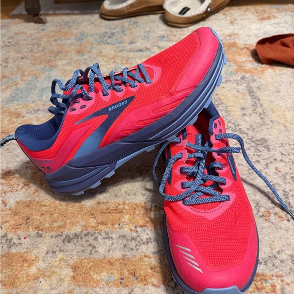 Brooks Men’s Running Shoes - Picture 1 of 6